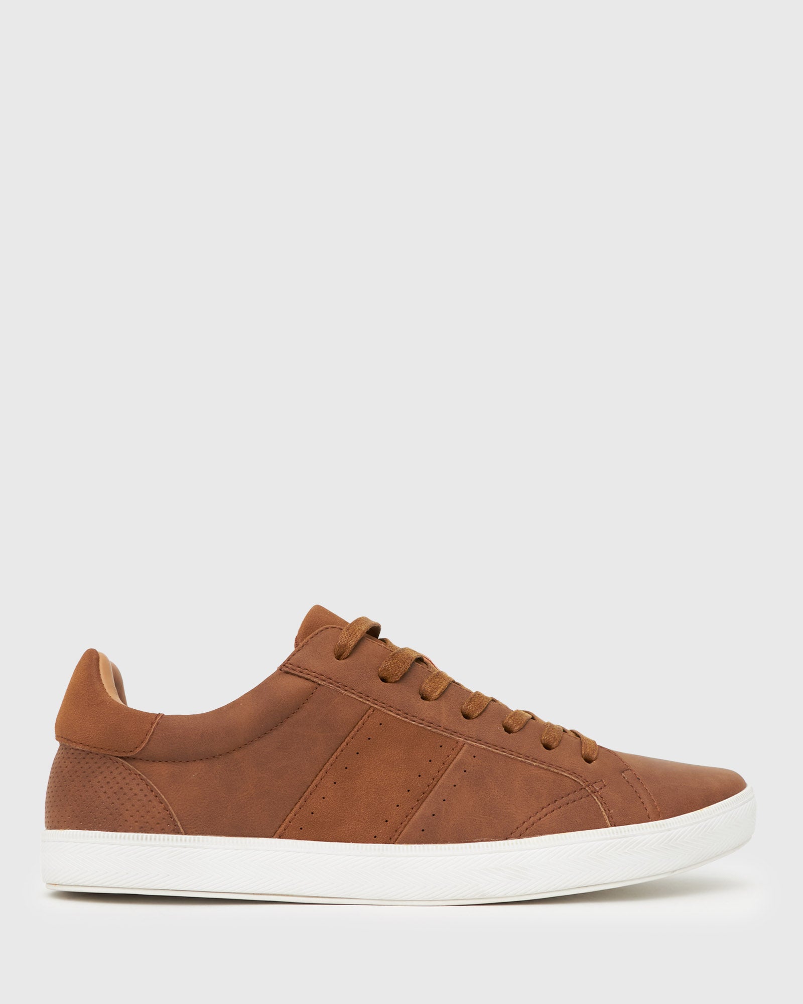 Buy ELDER Vegan Sneakers by ZEROE online - Betts