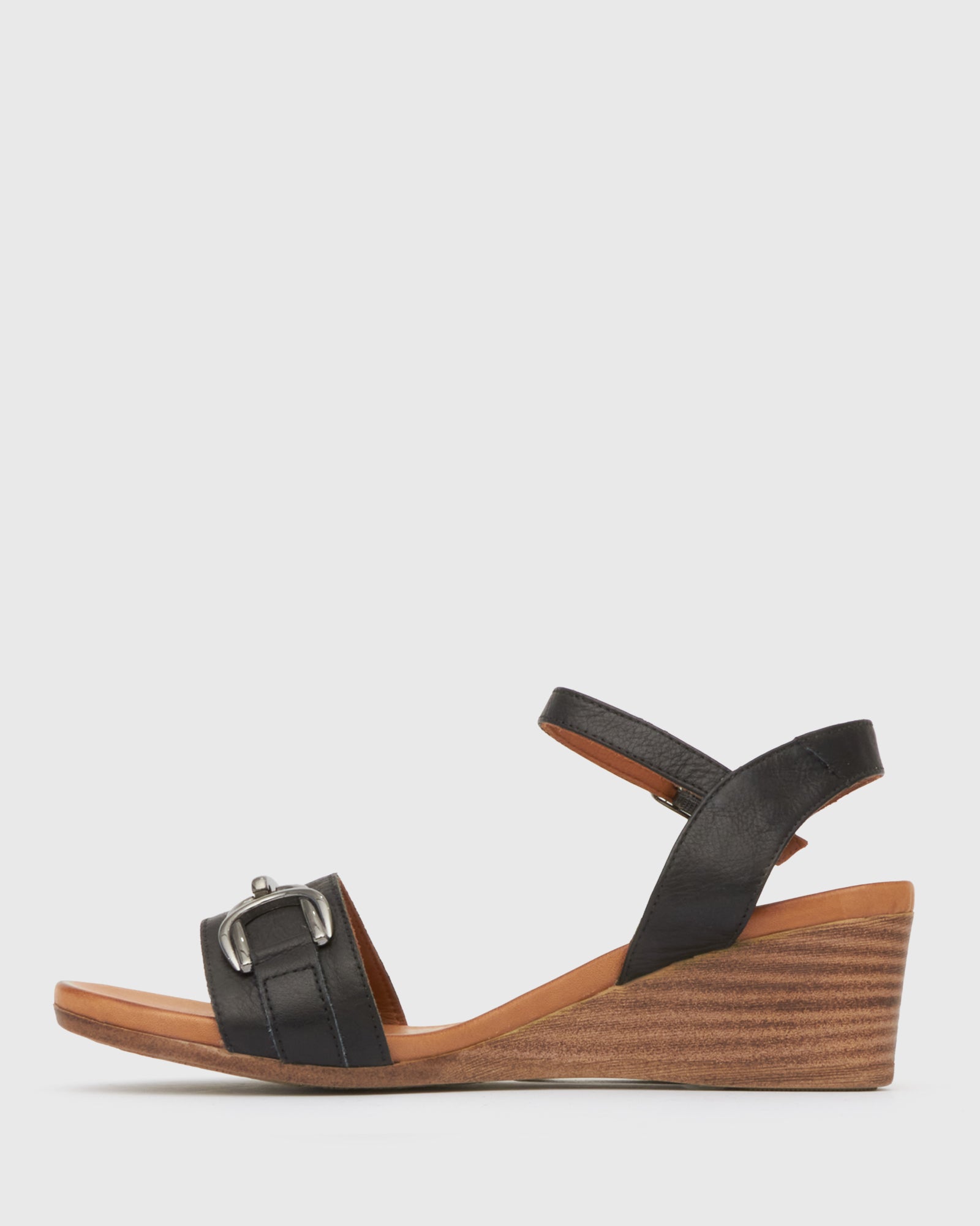 Vionic laurie hot sale wedge sandal