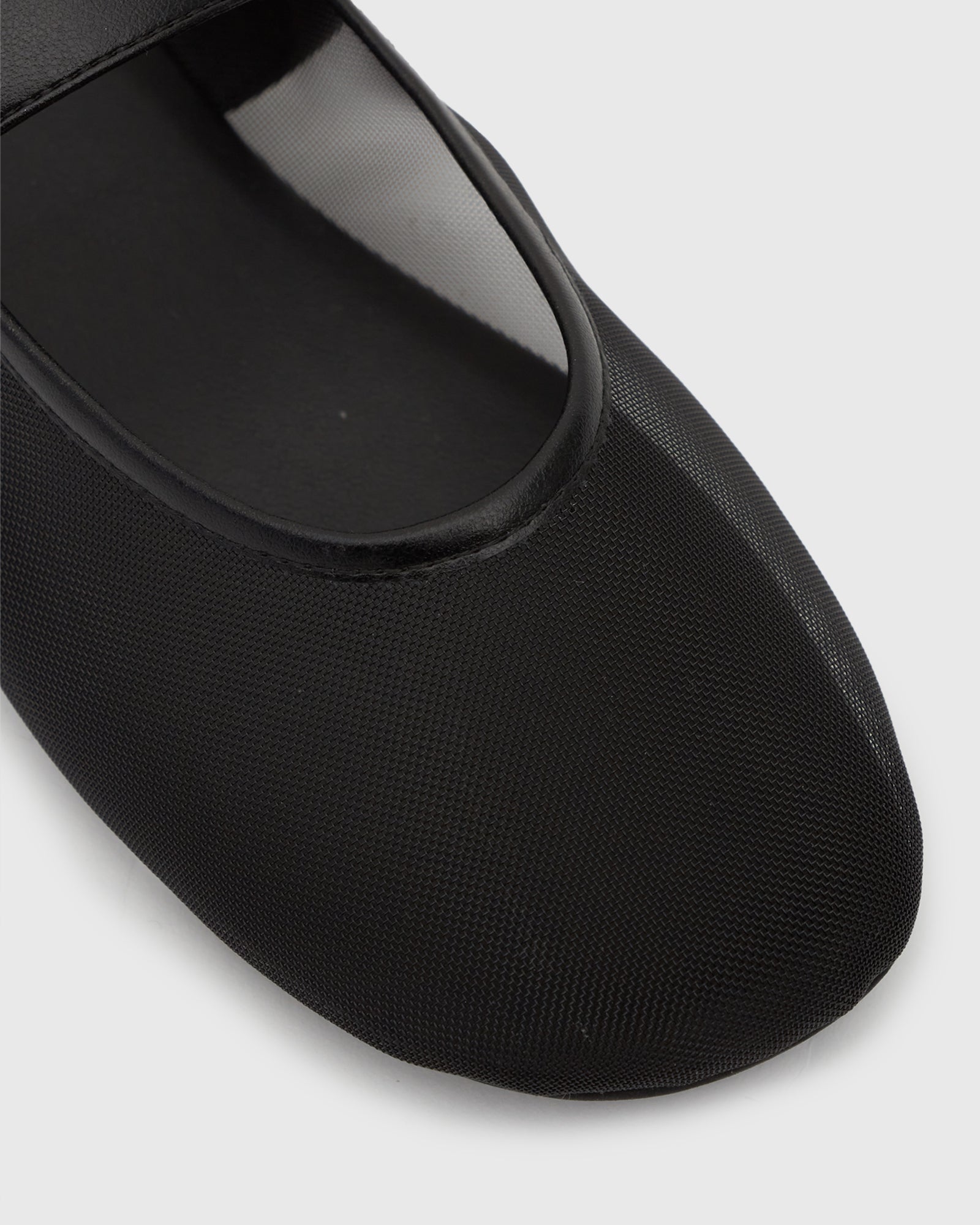 Betts deals ballet flats