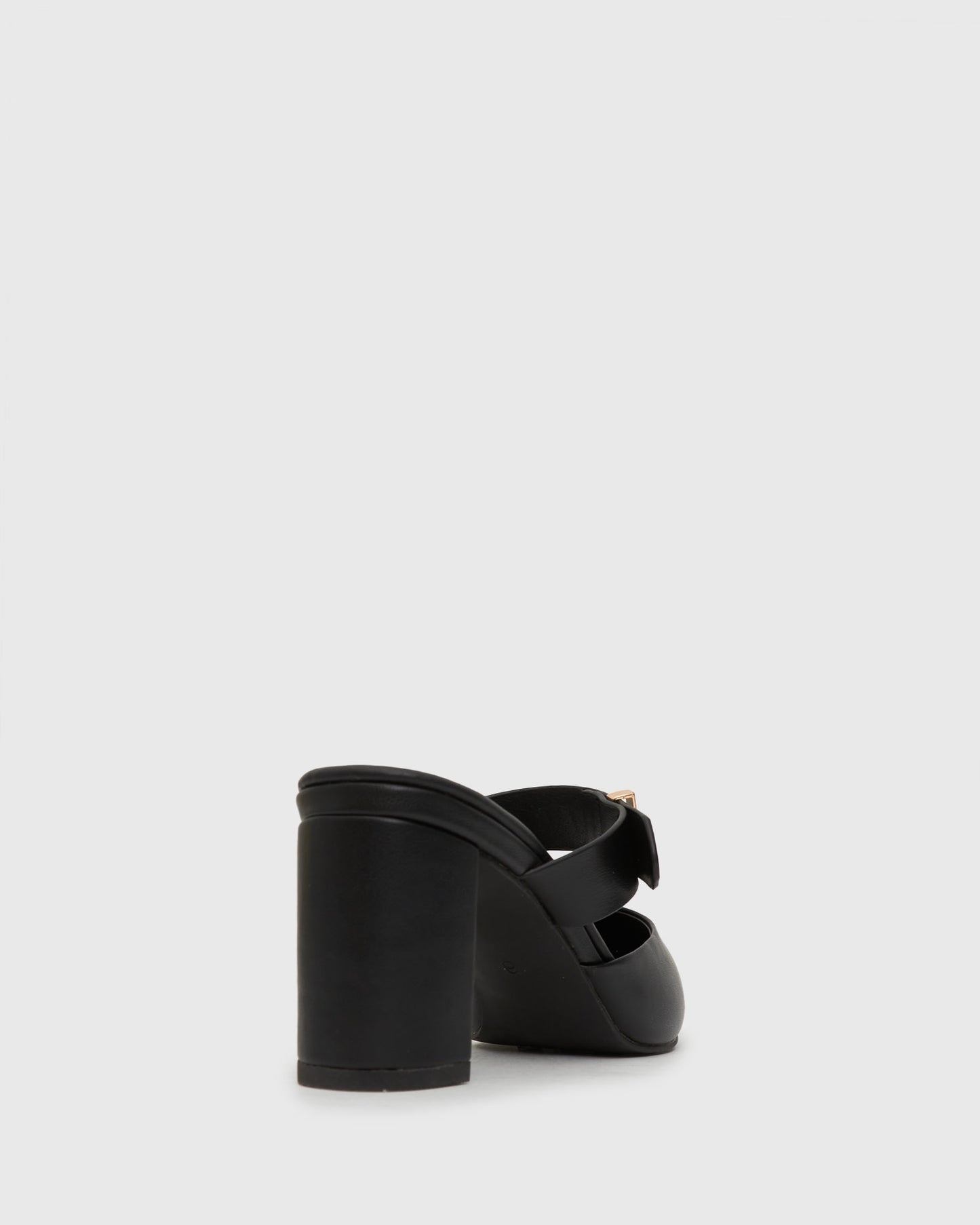 FREDDIE Vegan Point Toe Mules