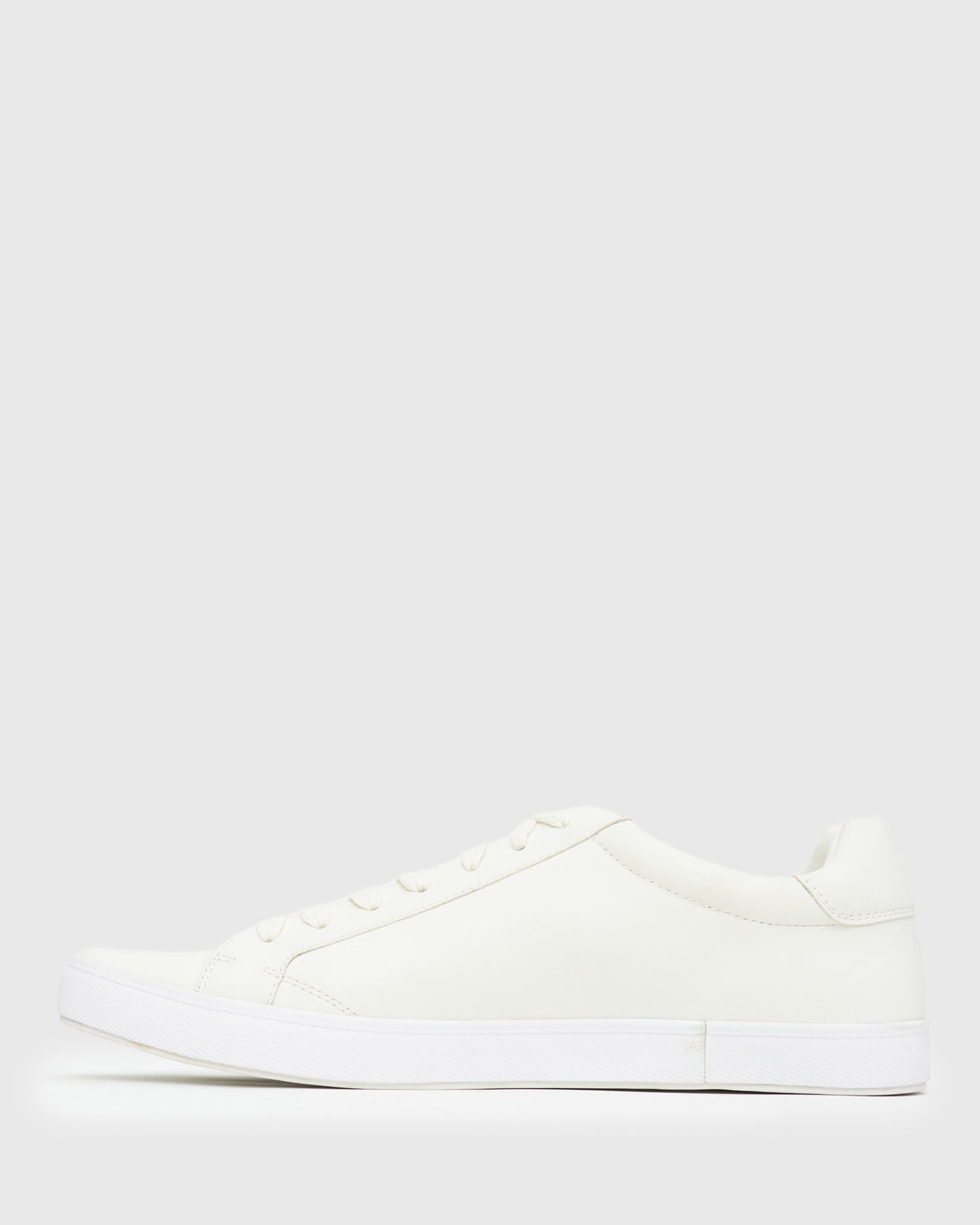 ENERGY Classic Low-Top Sneakers