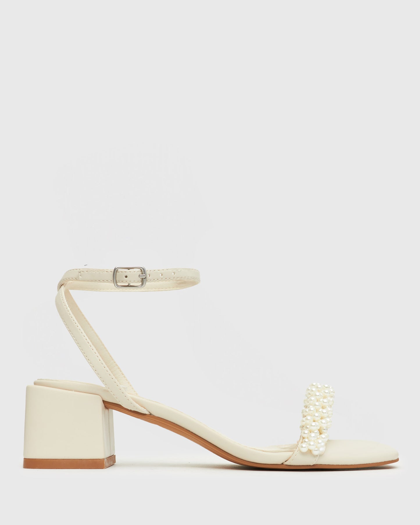 STAR Pearl Trim Low Heel Sandals