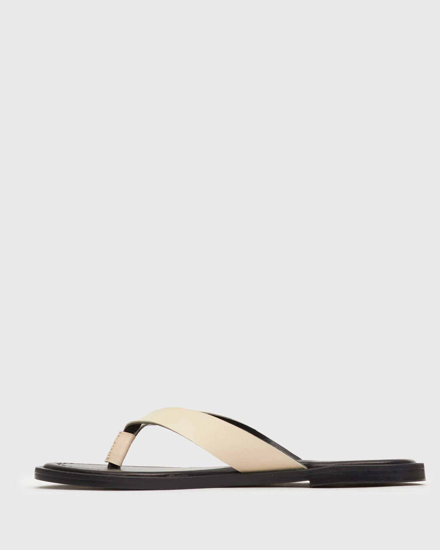 NOOSA Leather Thong Sandals