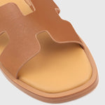 VIV Leather Flat Sandals