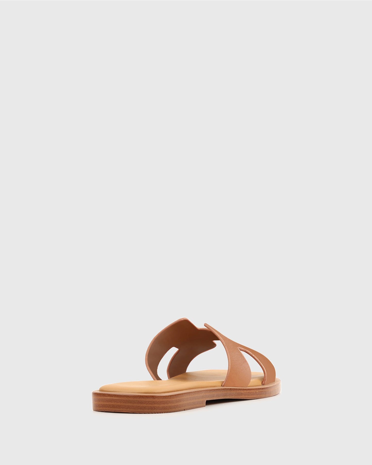 VIV Leather Flat Sandals