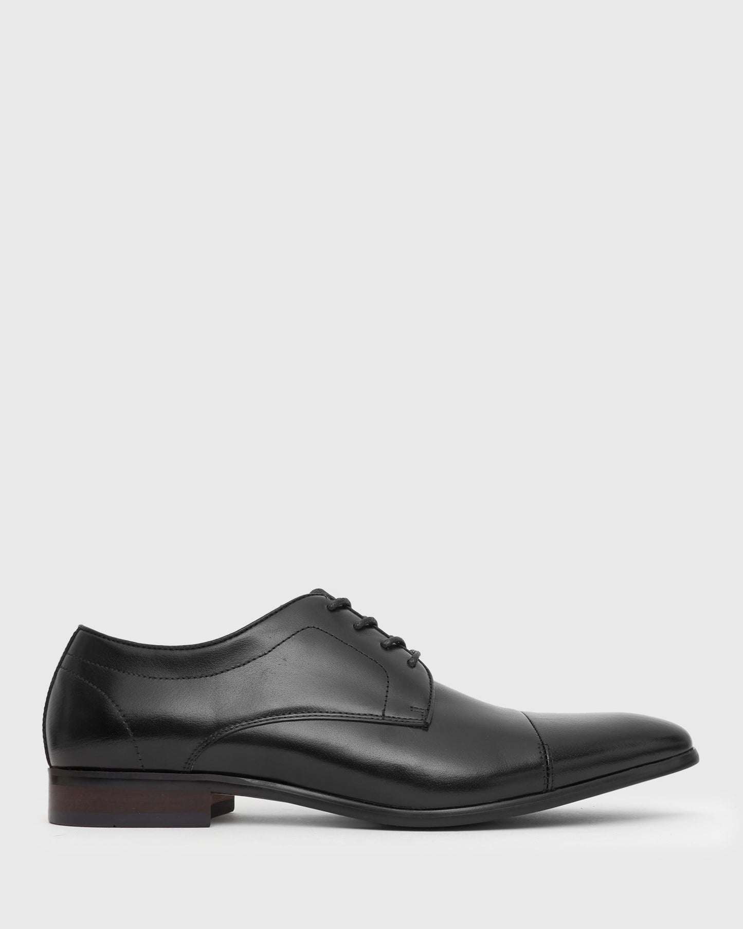 MATTY Leather Cap Toe Derby Shoes