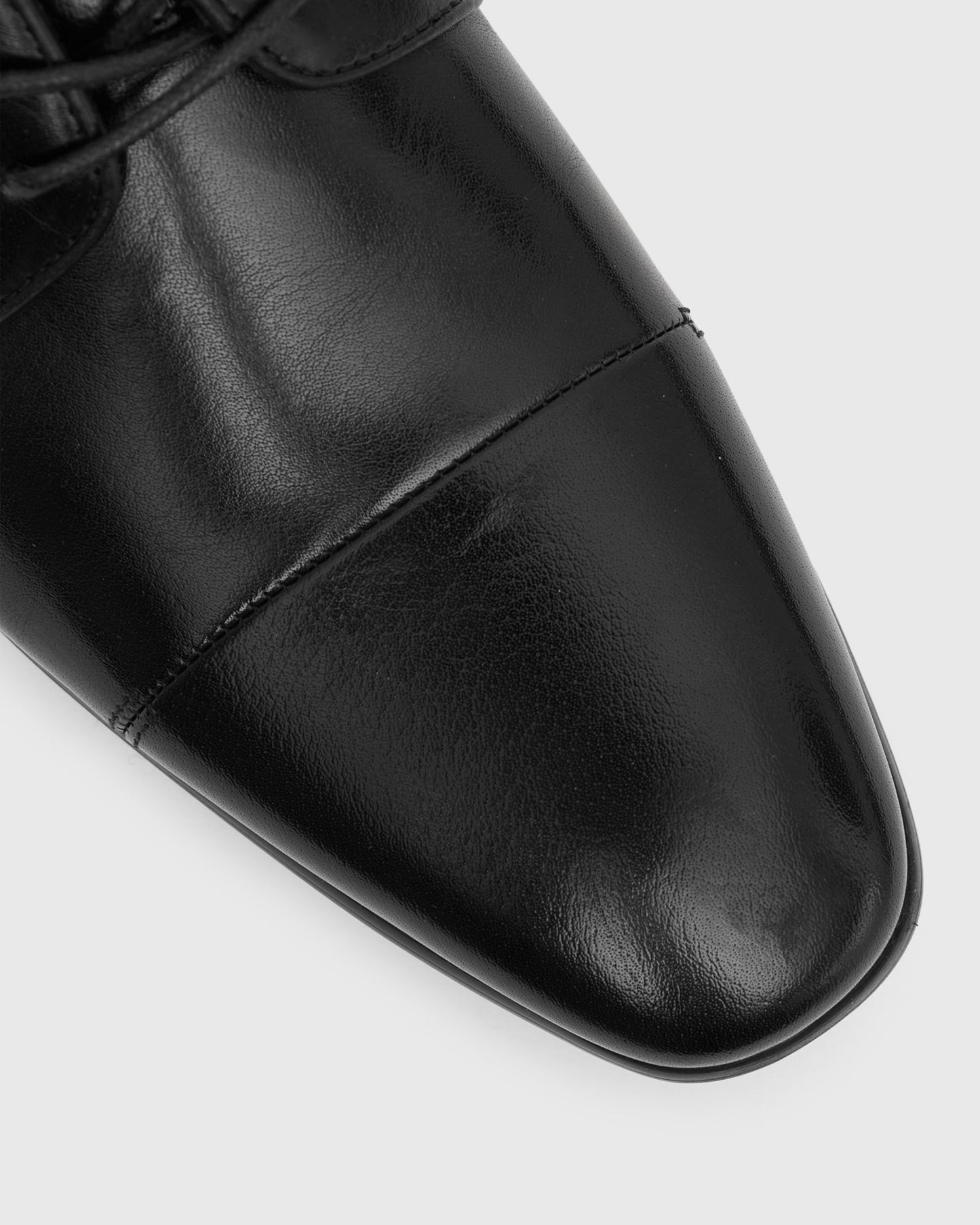 MATTY Leather Cap Toe Derby Shoes