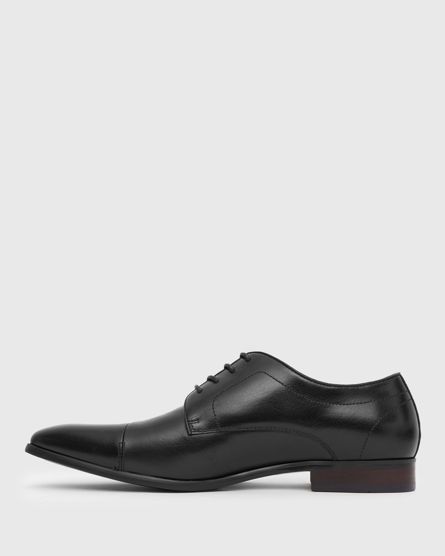 MATTY Leather Cap Toe Derby Shoes