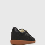 PRE-ORDER JUNE Low-Top Sneakers