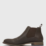 QUIRK Plain Toe Chelsea Boots