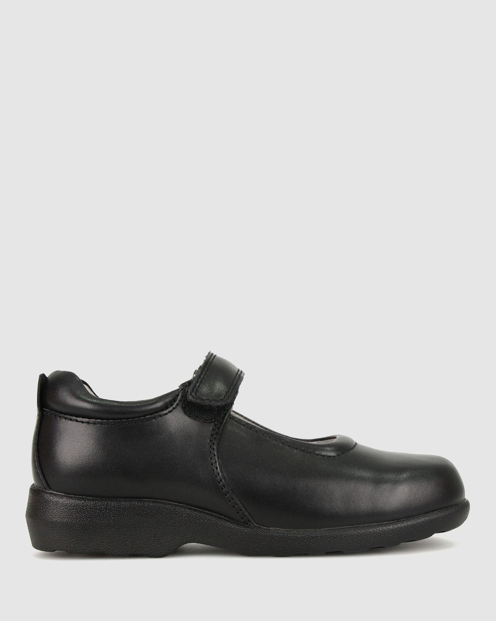 Buy SUBJECT D/E Girls Junior Leather School Shoes by Airflex online - Betts