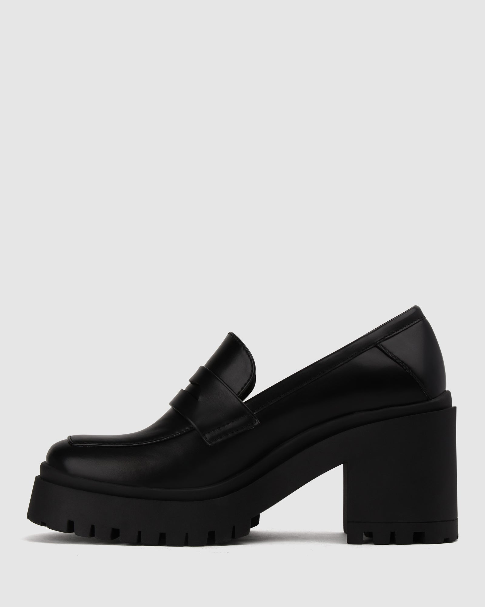 Vagabond dioon black leather 2024 platform block heeled loafer