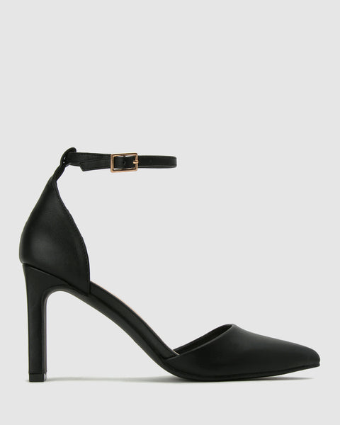 Translate pointy hot sale toe pumps